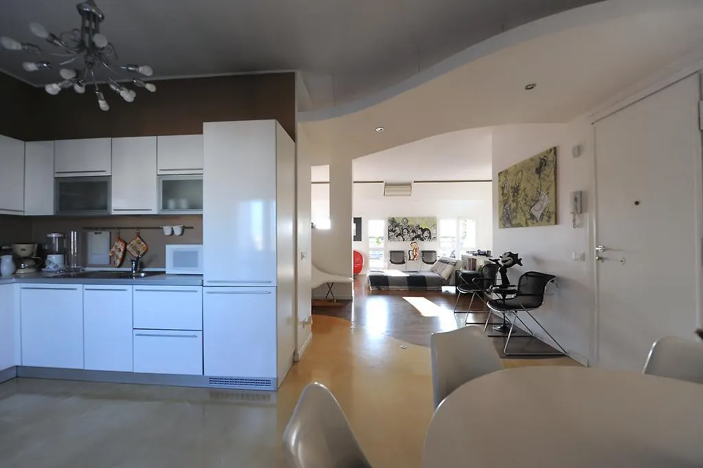 Apartment Piazza Napoli Penthouse Hotel Milan Italy